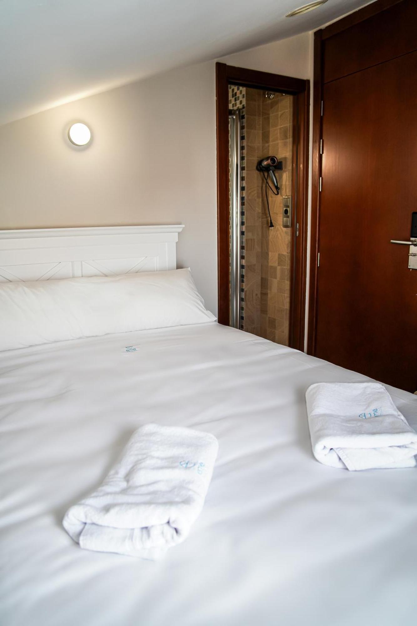 Hotel Baeza Monumental By Eme Hoteles Exterior foto